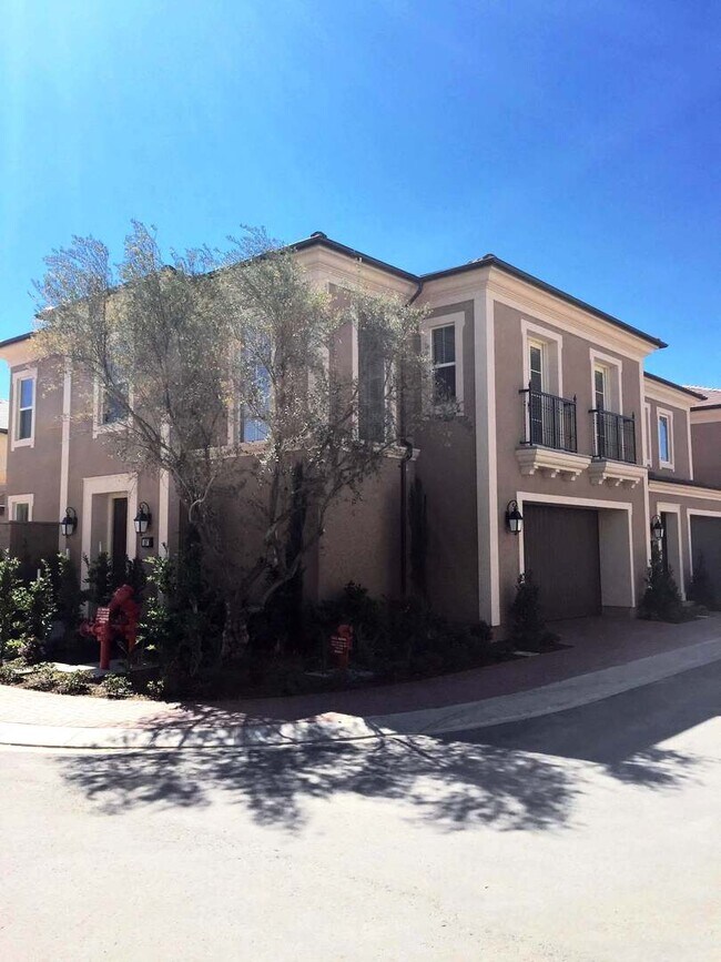 Building Photo - **COMING SOON** Beautiful Home in Orchard ...