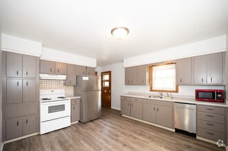 Building Photo - 2418 23rd Ave NW