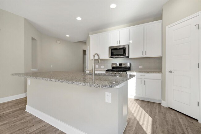 Foto del edificio - 9208 Margaret Jewel Ln