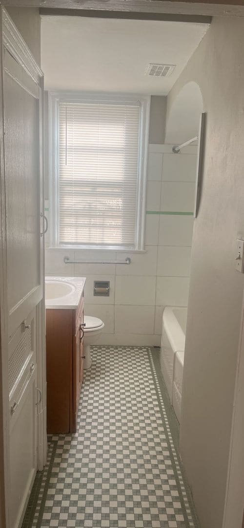 954 N Trezevant St, Memphis, TN 38108 House Rental in Memphis, TN