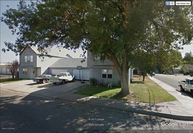 Building Photo - 725 Kiley Ave