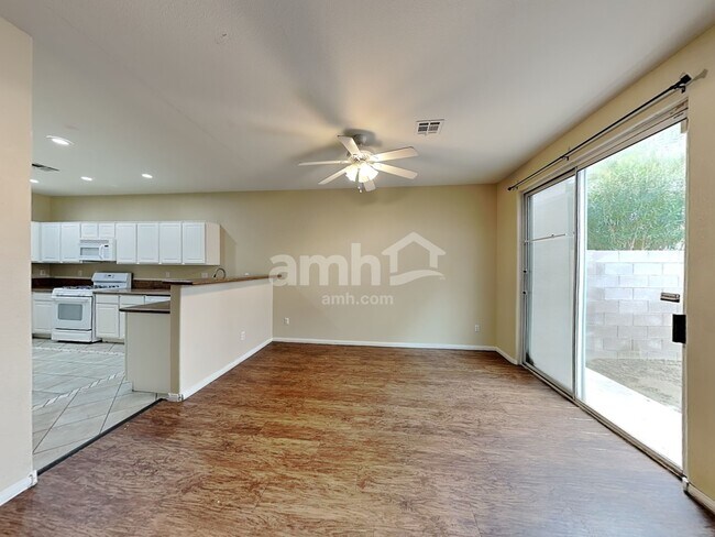 Foto del edificio - 1144 Evening Ridge St