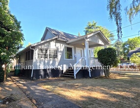 Building Photo - 7106 NE 15th Ave