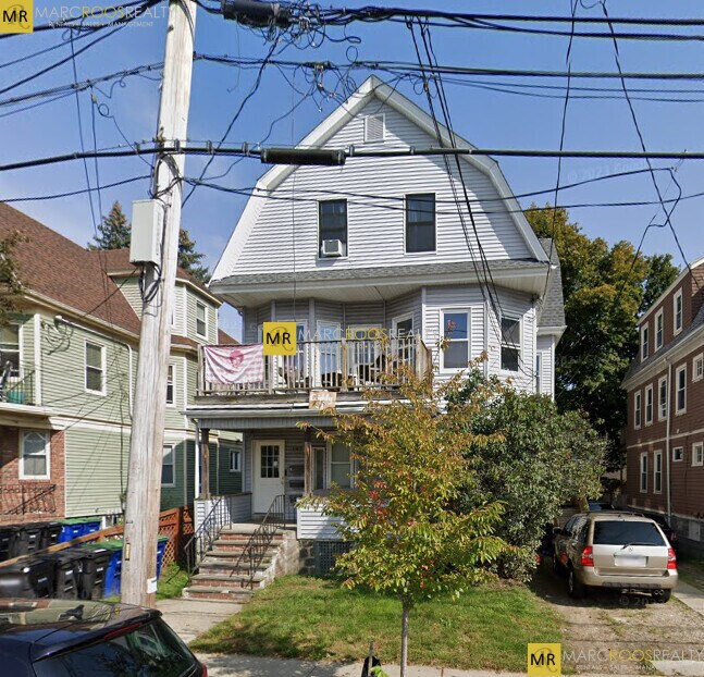 Building Photo - 201 College Ave