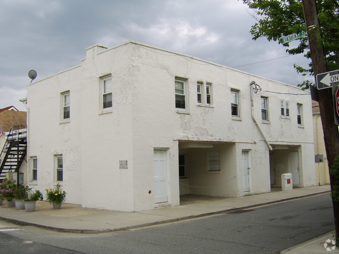 Primary Photo - 19 Kentucky St