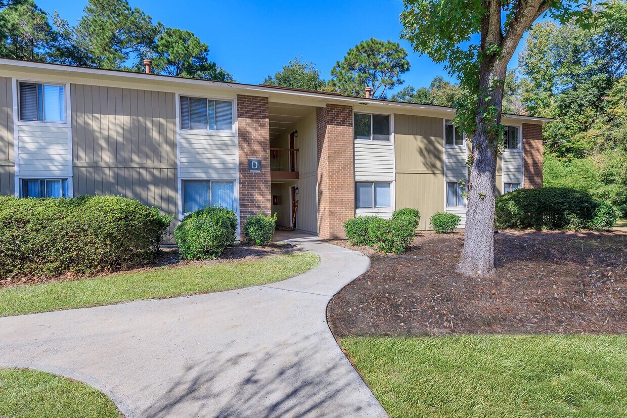 Ridgewood Apartments 12008 Middleground Rd Savannah, GA