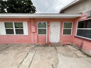Building Photo - 2117 Calusa Trail