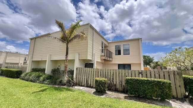 Foto del edificio - 11987 Shakerwood Ln