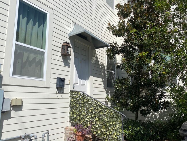 Entrada privada - 5415 Danneel St