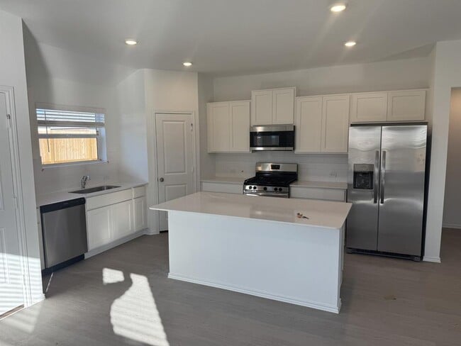 Foto del edificio - 117 Donnington Dr