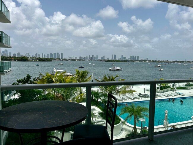 Foto del edificio - 1000 West Ave