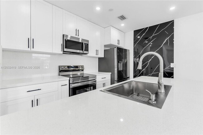 Photo - 2600 NW 108th Street 0, Miami, FL 33167 - 3442 House