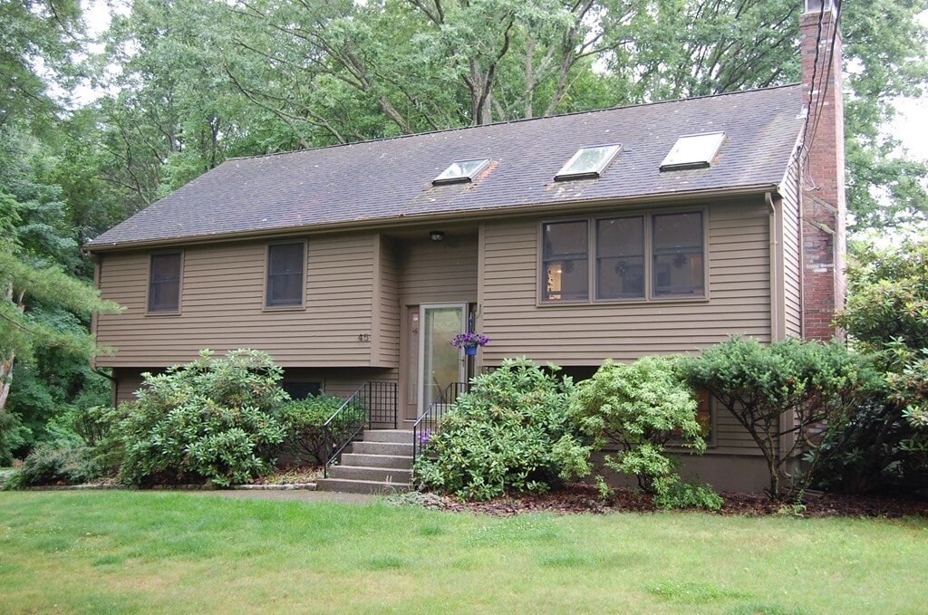 45 Bullard St, Holliston, MA 01746 House Rental in Holliston, MA