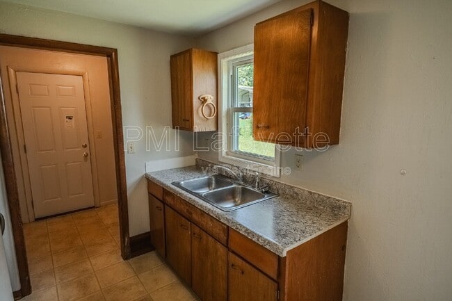 Foto del edificio - 442 Lamplighter Ln