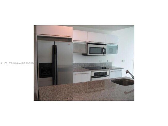Foto del edificio - 888 Biscayne Blvd