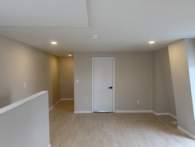Foto del edificio - 221 N 65th St