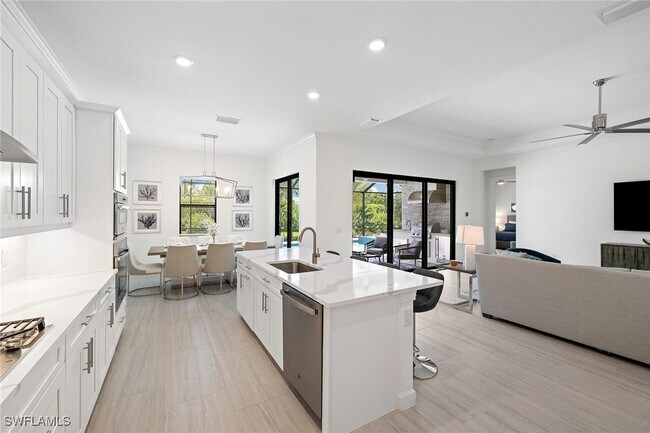 Foto del edificio - 3130 Heather Glen Ct