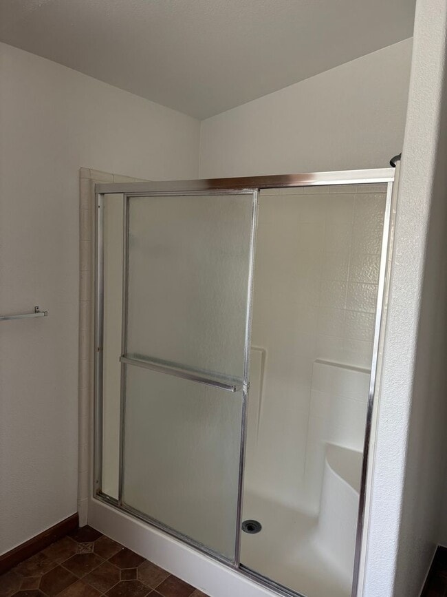 Foto del edificio - 4 Bedroom in Arboga! Available Now!