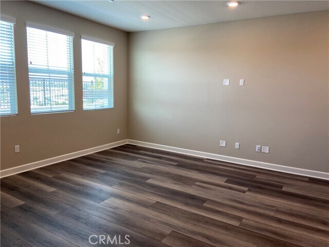 Foto del edificio - 1064 Delpy Vis Wy