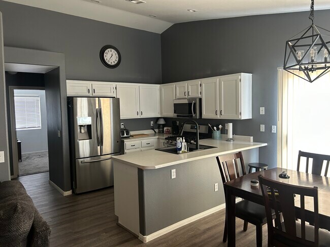 Building Photo - 9426 Spellman Ct