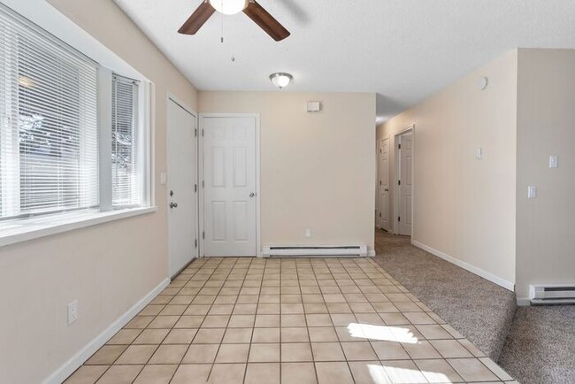 Foto del edificio - 2 Bedroom Home, pets welcome!!