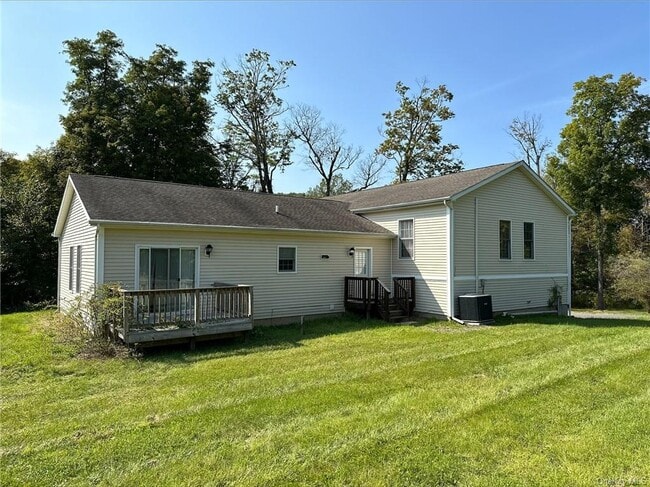 Building Photo - 98 Black Creek Rd