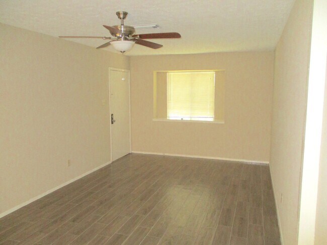 Foto del edificio - A walk in the Park