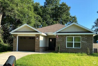 Building Photo - 3150 Vaccari Ct