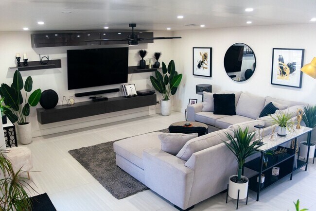 Photo - Spacious 4BR House in Scottsdale