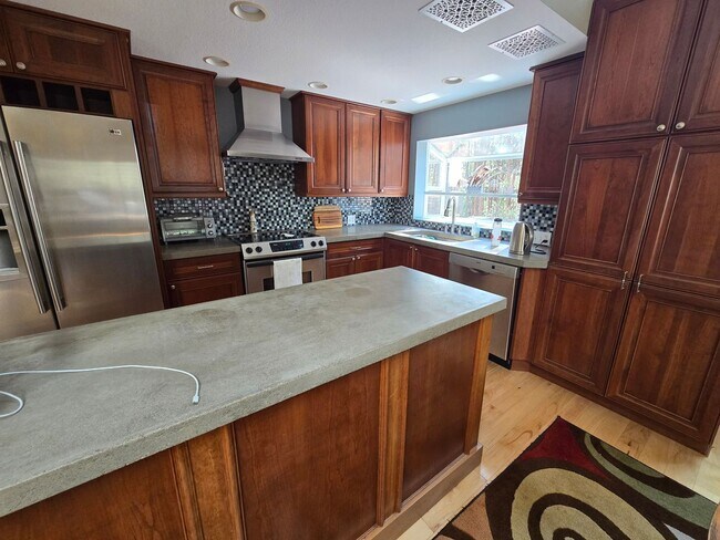Foto del edificio - Exceptional Boulder Close-in Mountain Retreat 2 bedroom home with loft and studio just 3 miles fr...