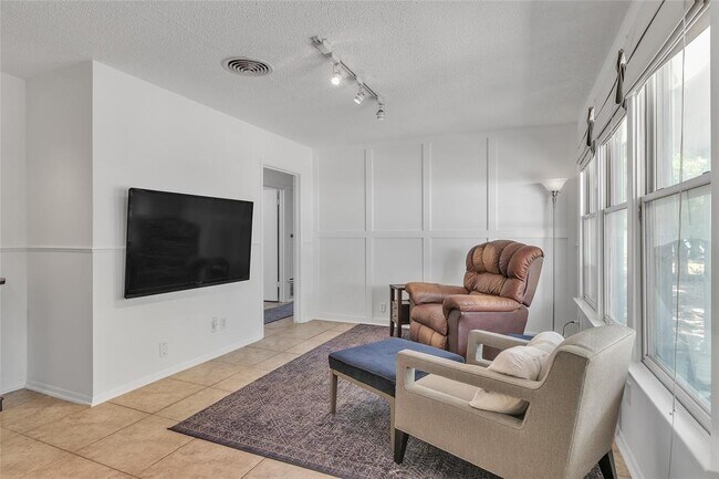 Foto del edificio - 1302 Ludlow Terrace