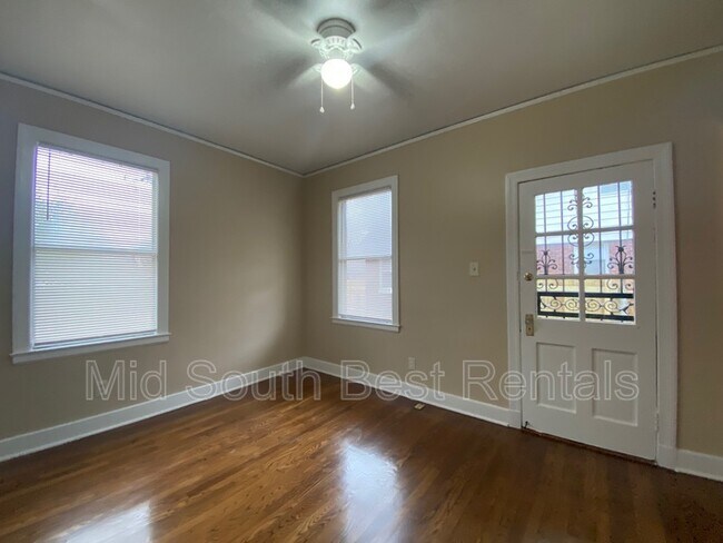 Foto del edificio - 645 Spring St