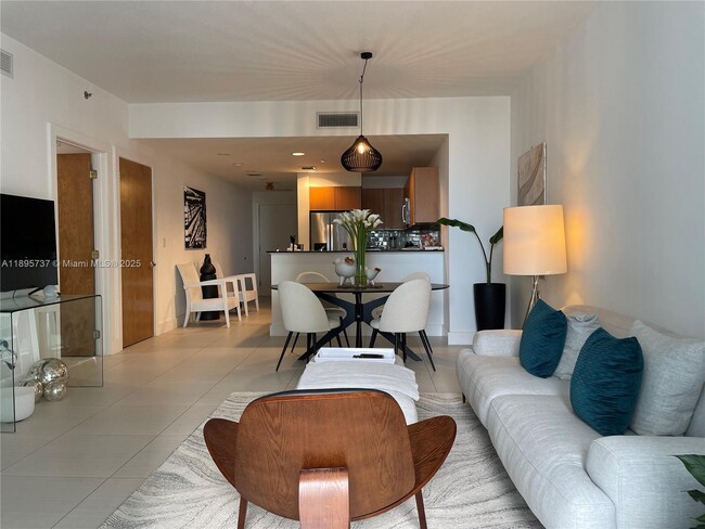 Foto del edificio - 1060 Brickell Ave