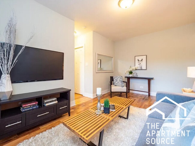 Building Photo - 2907 N Mildred Ave