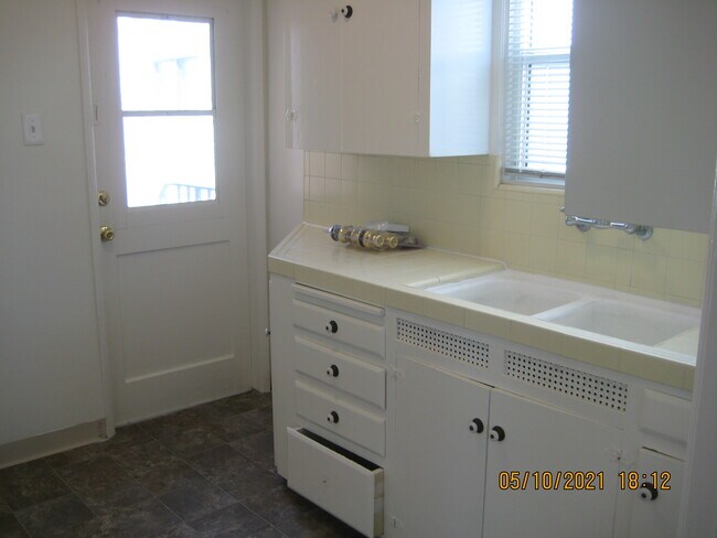 Foto del edificio - 3939 E 3rd St
