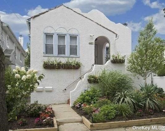 Primary Photo - 507 Monroe Blvd