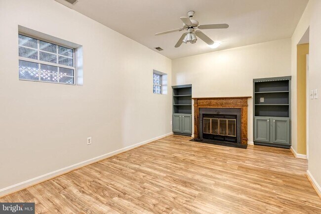 Foto del edificio - 537 Westside Blvd