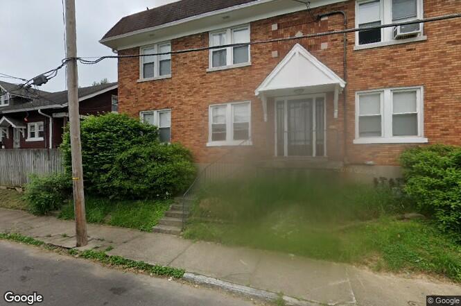Primary Photo - 1844 Deer Park Ave
