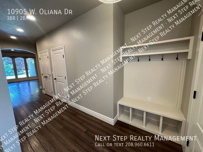Foto del edificio - 3 Bed 2 Bath Home - NO SECURITY DEPOSIT RE...