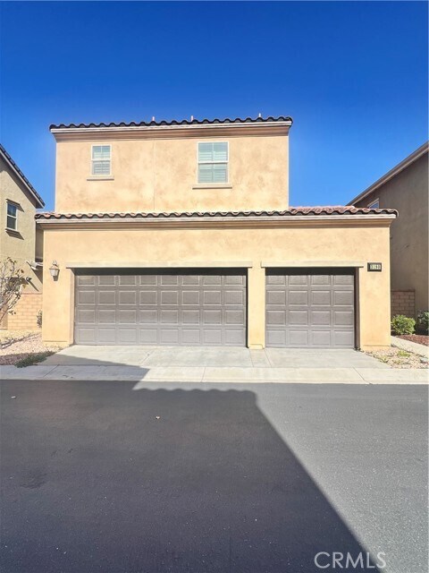 Foto del edificio - 3180 E La Avenida Dr