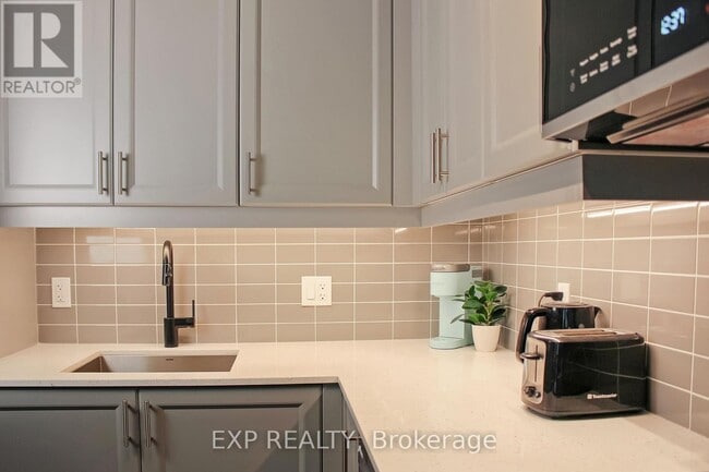 Building Photo - 2333 Khalsa Gate