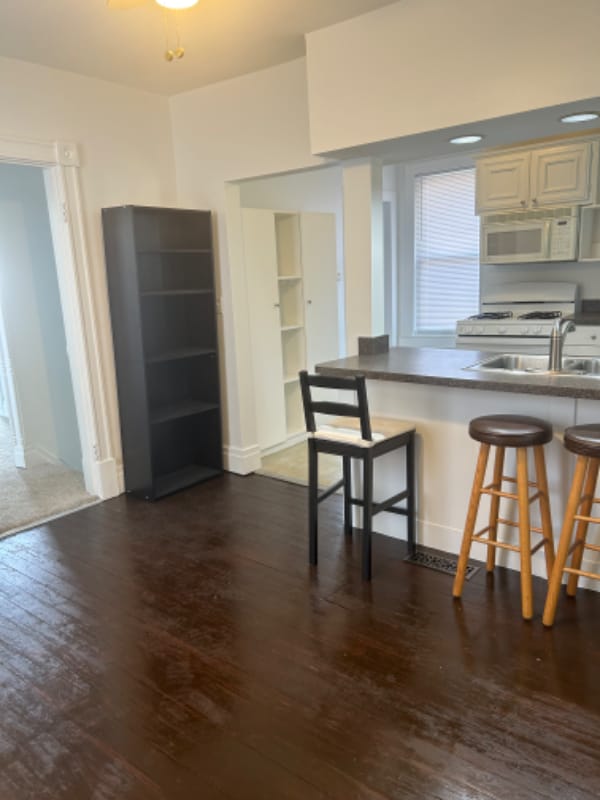 Foto del edificio - 3100 Markbreit Ave