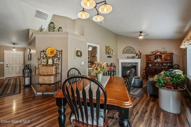Foto del edificio - 4927 W Lemonwood Ln