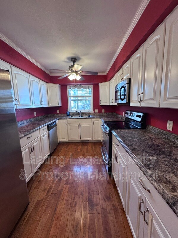 Building Photo - 3306 Brown Pond Ln