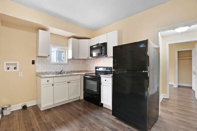 Building Photo - 2751 Alford Ave