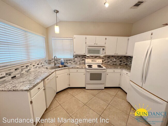 Building Photo - 3 br, 2 bath House - 1189 Saddle Creek Drive