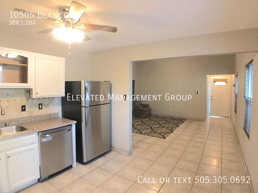 Primary Photo - 10505 Blanco-