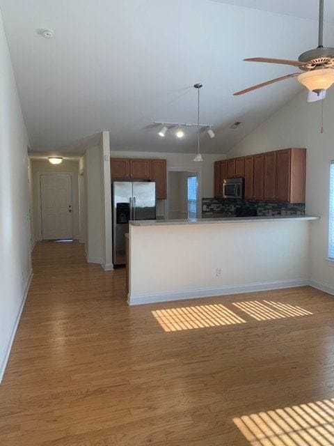 Building Photo - 2932 Beunavista Ct