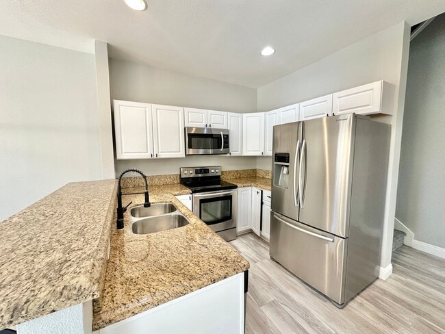 Building Photo - Dream Designer Home in the Beautiful Vista...