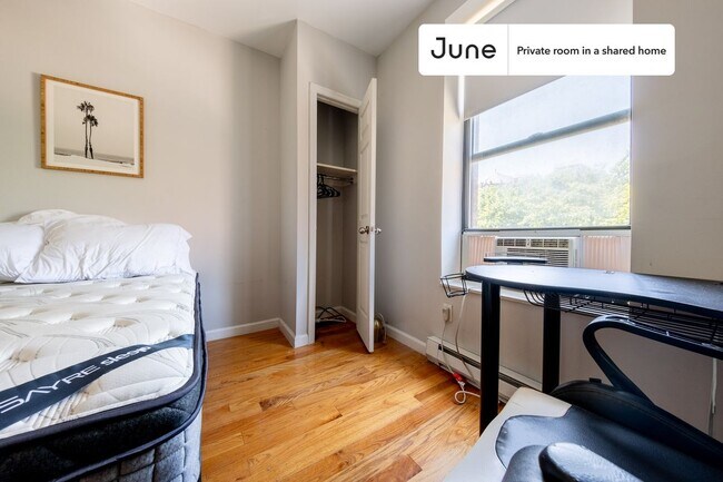 Foto del edificio - Room in Shared 3 bed/2 bath home in Central Harlem